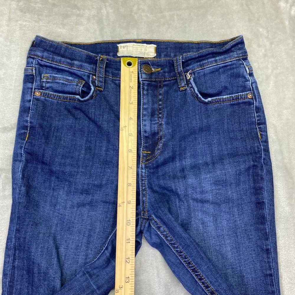 Free People High Rise Ripped Knee Skinny Jeans Blue Sz 28 Fits 27